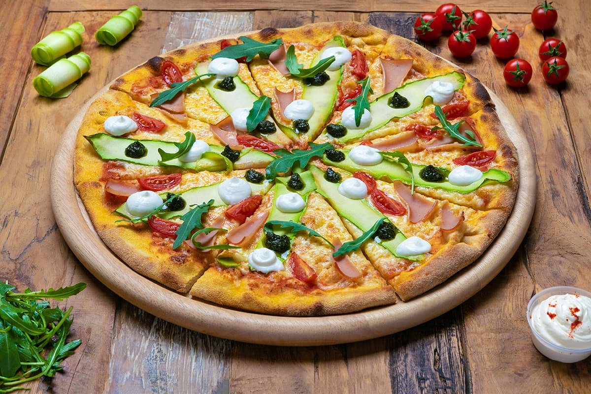 Cream cheese pizza - Pizza Beer Official